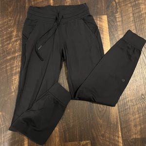 Lululemon Ready to Rulu Classic Fit High-Rise Jogger Black